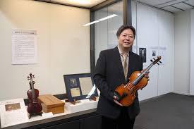 タケカワユキヒデ氏所蔵バイオリン寄託記念大府とバイオリン展