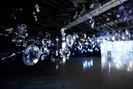 移転開館記念Kosei Komatsu Exhibition光と影のモビール現象する歌 の展覧会画像