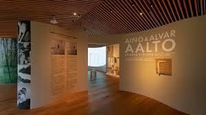 アイノとアルヴァ二人のアアルト建築・デザイン・生活革命木材曲げ加工の技術革新と家具デザイン の展覧会画像